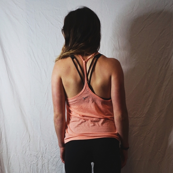 Nike Running Tank - Picture 2 of 5
